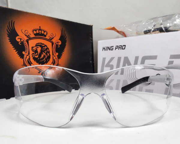 Top 3 mẫu kính bảo hộ đang