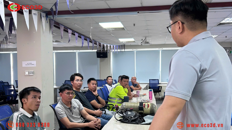 Vai tr&ograve; v&agrave; ứng dụng của thiết bị thở SCBA trong PCCC, cảng biển v&agrave; kh&ocirc;ng gian hạn chế