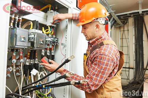 sự cần thiết của găng tay cách điện