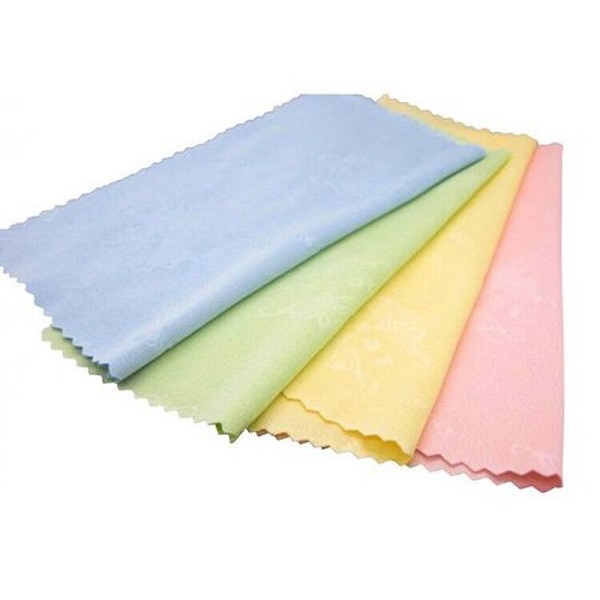 bảo quản kính chống bụi đúng cách