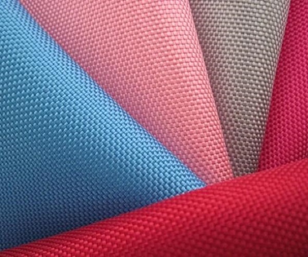 sợi tổng hợp polyester