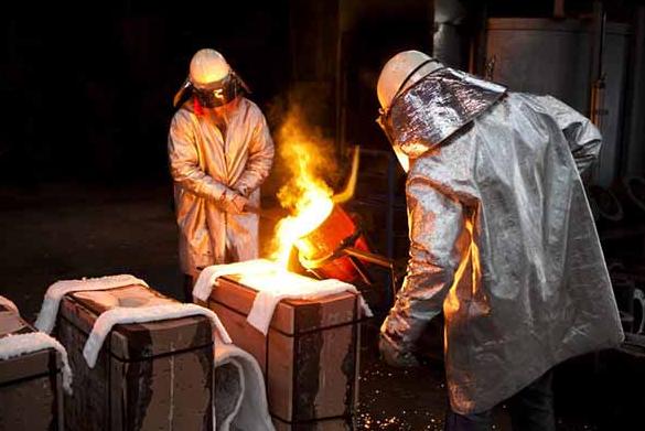 Tiêu chuẩn EN ISO 11612 và EN ISO 11611 là gì?
