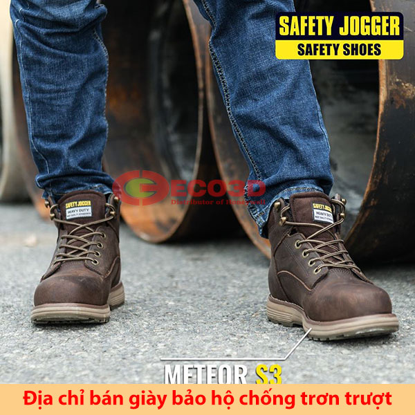 giày bảo hộ chống trơn trượt