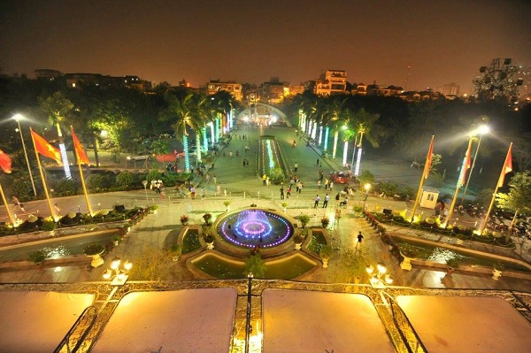 Tiệc tất niên