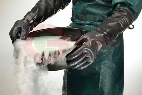 Găng tay cao su butyl là gì?